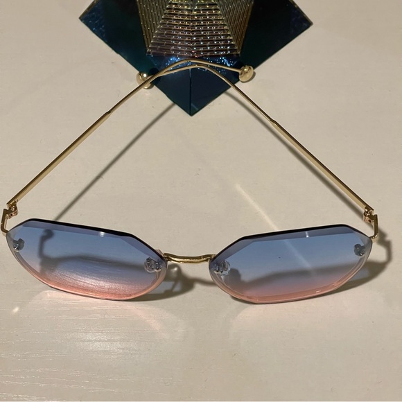 New Metal Frame Women Oversized Fashion Sunglasses - Picture 2 of 3